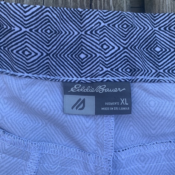 Eddie Bauer Shorts - Picture 2 of 5